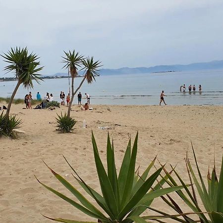 Argo Apartment 15Min From The Airport, 1Min From The Beach Artemis City Center Buitenkant foto